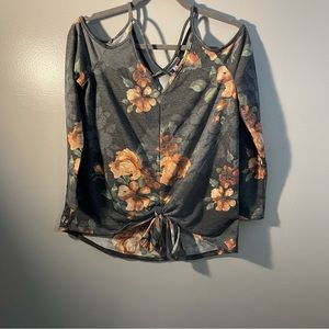 White Birch Women’s Blouse